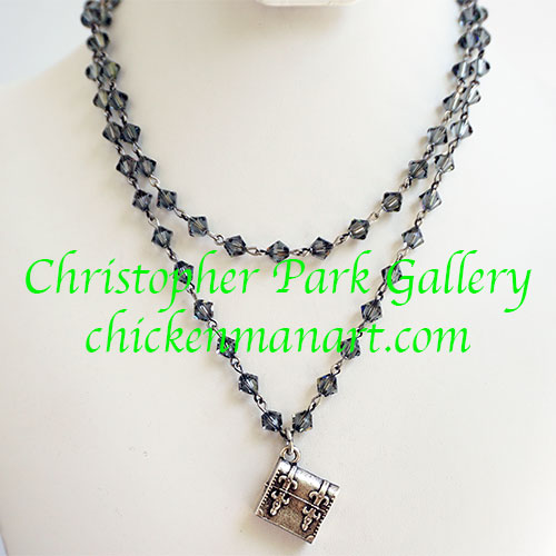 French Kande 15.5" Black Diamond Swarovski w/Tronc Pendant CH1322Z