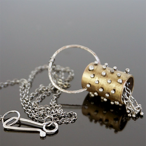 JL Merrill Cylinder Jelly Necklace JN2352