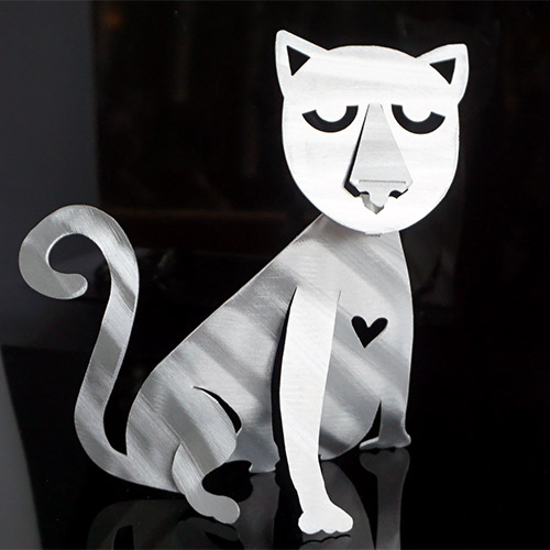 Metal Petal Cat Sitting DF856