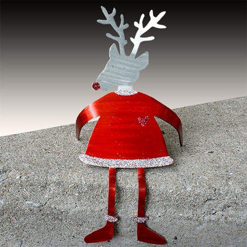 Metal Petal Holiday Reindeer Shelf Sitter SC114
