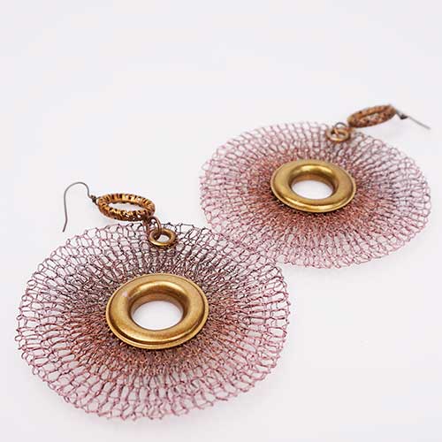 Cavender Earrings HUGE Ruby Pearl Mesh JE4121