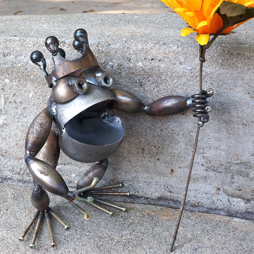 Sugar Frog w/Crown and Pen Holder RD1177 SOLD
